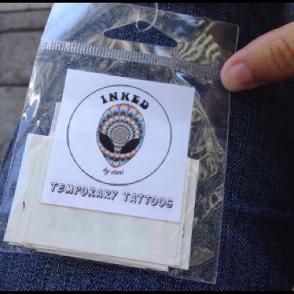 Brandy Melville / John galt temporary tattoos - Picture 2 of 2